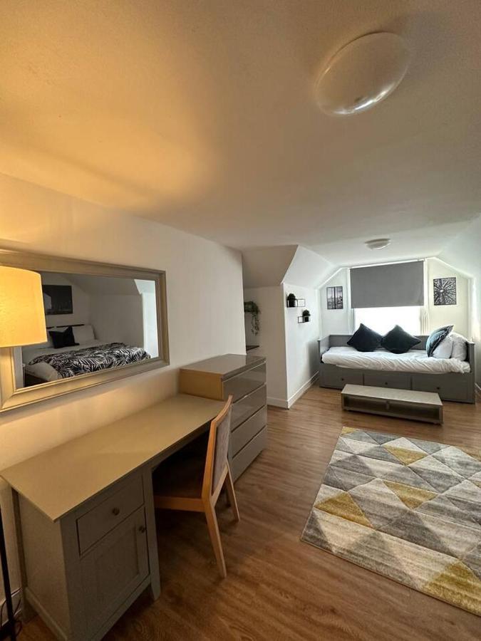 3 Bed Flat With Pool Table Lejlighed Cambridge  Eksteriør billede