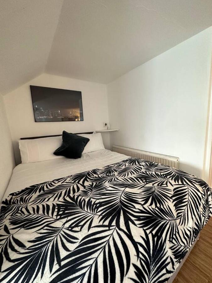 3 Bed Flat With Pool Table Lejlighed Cambridge  Eksteriør billede